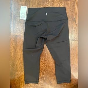 🚫SOLD🚫BNWT Lululemon Wunder Under Crop II Roll Down, Black, Size 12